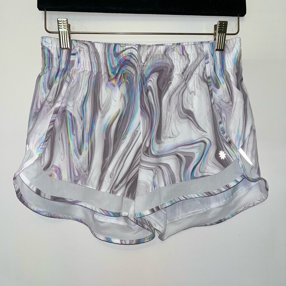 NEW Athleta Blue Printed Mesh Racer Run Short - Picture 4 of 6